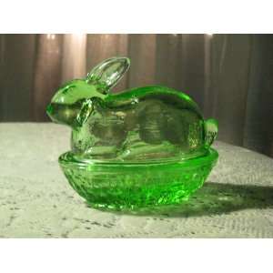  Clear Green Glass Smith Glasss Bunny Rabbit On Nest: Home 
