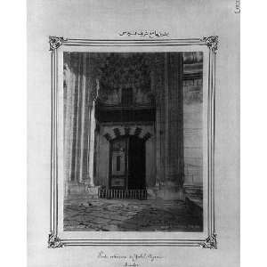  The entry of the Yesil Cami (Green Mosque) / Abdullah 