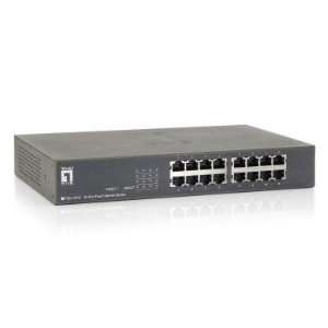  16 Port Fast Ethernet Switch (71X5 00116)  : Office 