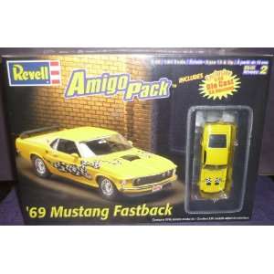  #6687 Revell Amigo Pack 69 Mustang Fastback 1/25 Scale 