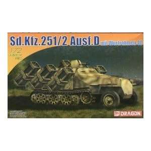  1/72 Sd.Kfz.251 Ausf.D mit Wurf: Toys & Games