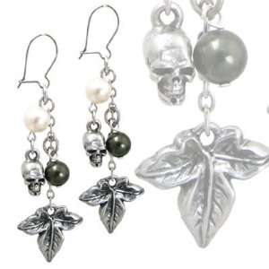    Poison Ivy of the Fey Alchemy Gothic Earrings