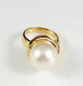 The best Broome White south sea pearl ring 18K gold  