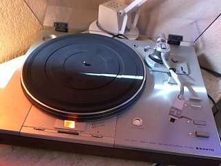 Sanyo TP 1030 Direct Drive Two Motor System Turntable Table Record 