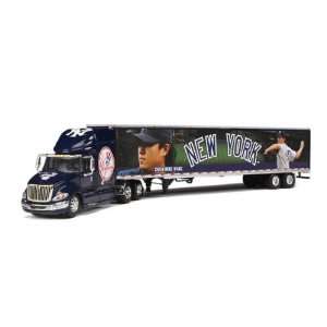   Wang New York Yankees 1:64 Scale Die Cast Trailer: Sports & Outdoors