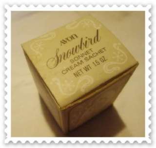   70s Avon Fat Snowbird Sonnet Cream Sachet Jar Milk Glass w Box  