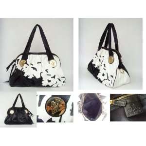 GUCCI Black & White Leather Handbag