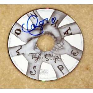    TAYLOR SWIFT autographed SIGNED Speak Now Cd 
