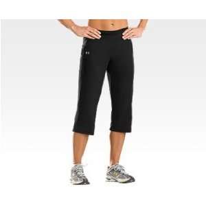  Womens UA Form Semi  Fitted Capri Bottoms by Under Armour 