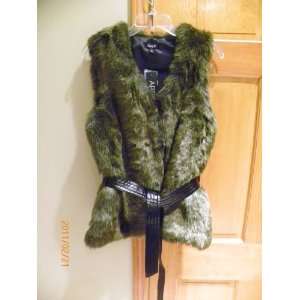  Apt 9 woman brown Faux fur vest size M 