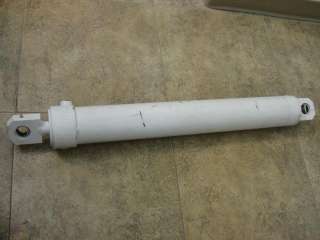 24445 Old Stock, Hydraulic Cylinder, 3 1/2 Bore, 25 1/2 Stroke 