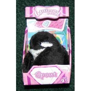  WHIMZY PET SERIES THREE ORCA WHALE SPOUT Toys & Games