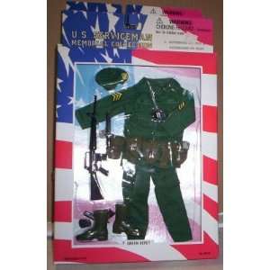   SOLDIERS OF THE WORLD SOTW VIETNAM Green Beret Uniform: Toys & Games