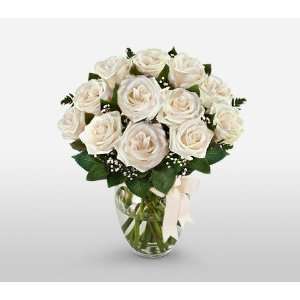 Send Fresh Cut Flowers   12 Long Stem White Roses with Vase Included!