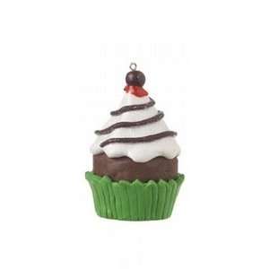  4 Resin Loaded Cupcake Candy Christmas Ornament: Home 