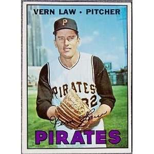  Vern Law 1967 Topps Card #351