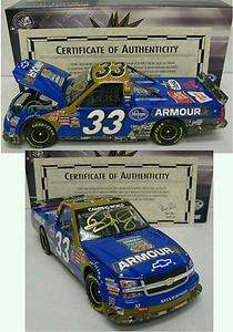 Ron Hornaday Jr #33 autographed Armour Foods Kroger Camping 1/24 