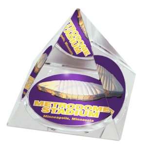  MINNESOTA TWINS Metrodome Crystal Pyramid Sports 