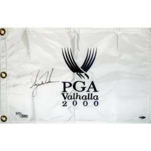  Tiger Woods Autographed 2000 Vahalla Pin Flag Sports 
