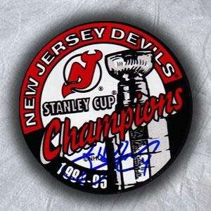 Signed Scott Stevens Hockey Puck   95 Cup   Autographed NHL Pucks 