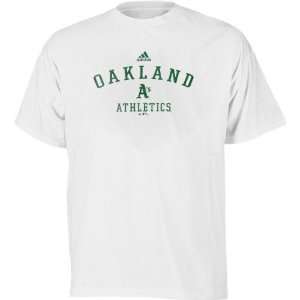 Oakland Athletics White Practice 06 T Shirt:  Sports 