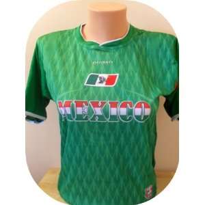 WOMEN MEXICO SOCCER JERSEY ONE SIZE S/M .NEW:  Sports 