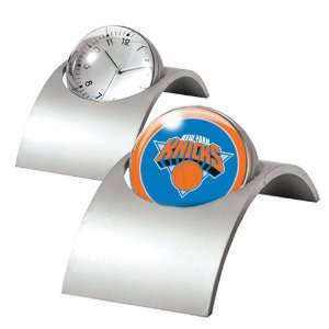  New York Knicks NBA Spinning Desk Clock