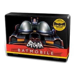  Batman Batmobile 1/32 Model Kit Collectors Tin Toys 