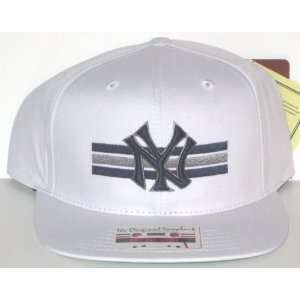   Yankees MLB Team Stripes Flat Bill Adjustable Snapback Baseball Hat