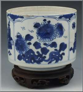   Period Chinese Porcelain Brush Pot w/ Under Glaze Blue Designs  