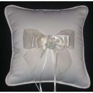  Ivory Porcelain Calla Lily Bouquet Ring Pillow: Kitchen 