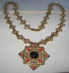 Beautiful Vtg Givenchy Gold Plated & Enamel Necklace  