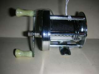Vintage Shakespeare No. 1950 Fishing Reel (A59)  