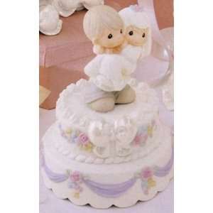    Precious Moments Wedding Musical Cake Topper