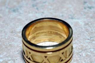 Tiffany & Co. Atlas Roman 18k Yellow gold ring wedding band  
