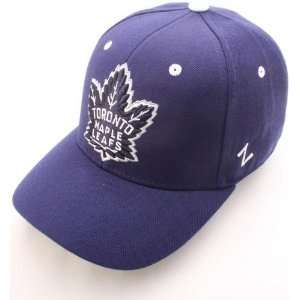  Toronto Maple Leafs Powerplay Fitted Hat (Navy) Sports 