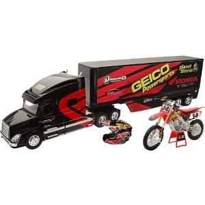   Kevin Windham Replica Toy Gift Set   Red/Black/Race Team Graphics