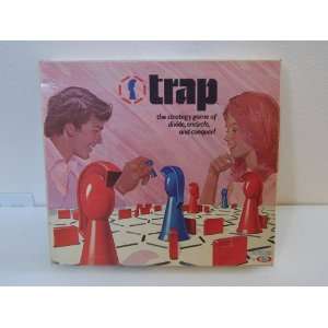  Vintage Trap Strategy Board Game (1972) Toys & Games